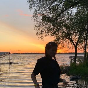 Meet your Posher, Rebecca